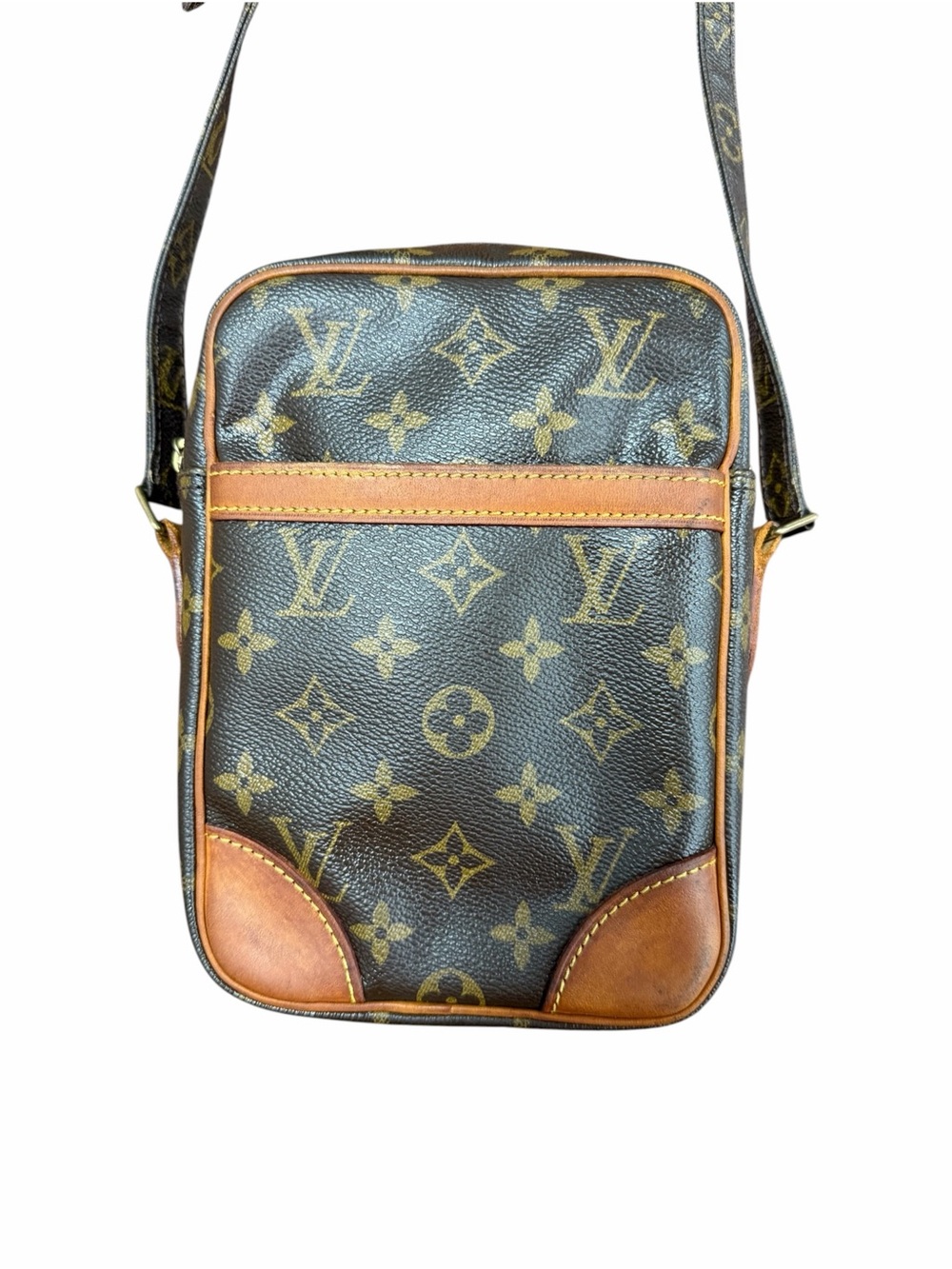 Louis Vuitton Danube MM Crossbody Shoulder Bag in Classic Monogram Canvas